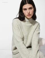 Pulover - Gulerul de tip stand-up - Verde