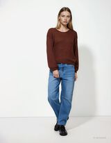 Pleteni pulover - V-izrez - braon