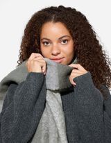 Šála - Károvaný vzor - tmave seda