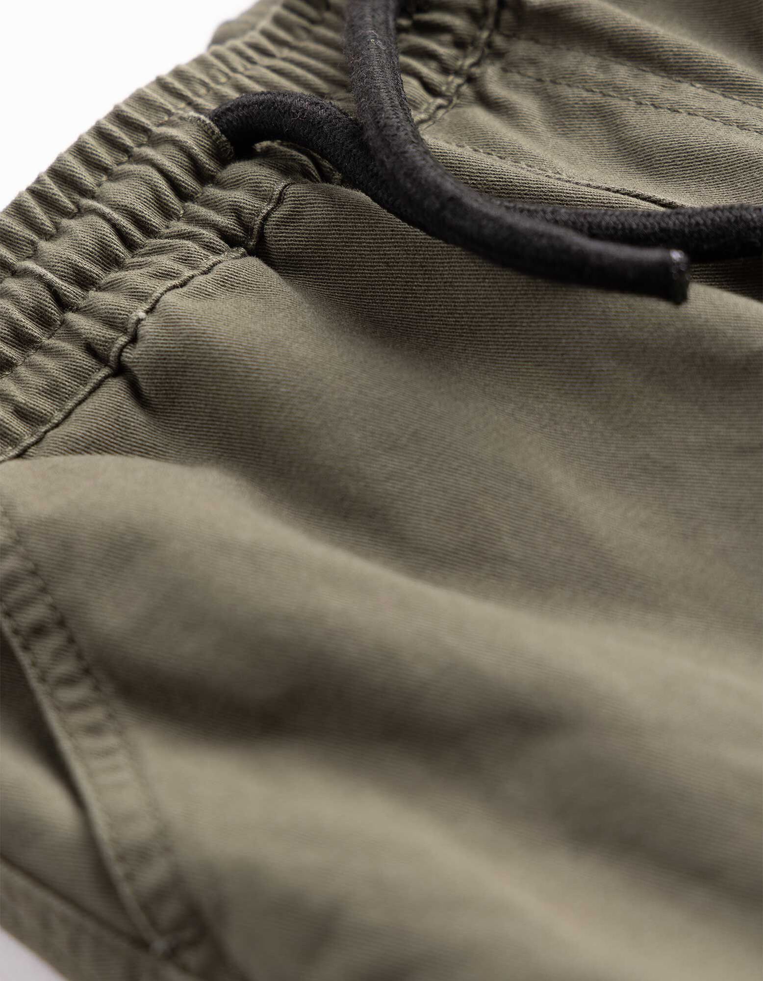 Jogpants - Aufgesetze Taschen - Khaki