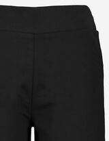 Pantalon palazzo - Bas des jambes de finition c&ocirc;tel&eacute;e - Noir