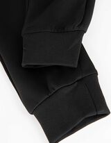 &Scaron;portne hlače - Kontrastne črte - crna