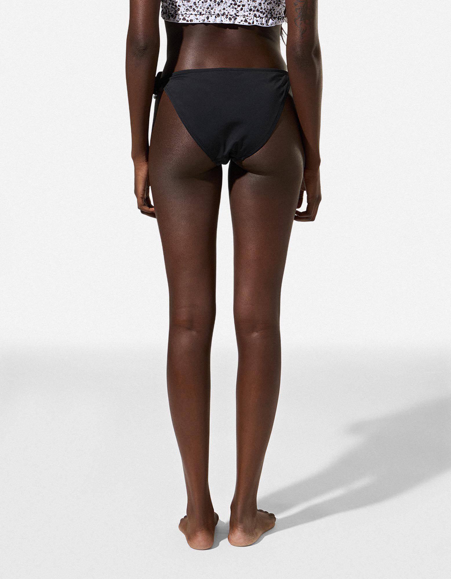 Badehose - Metallic-Details - Schwarz
