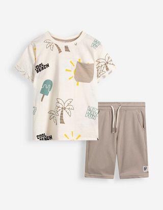 &nbsp;Set aus T-Shirt und Shorts - Allover-Print - Off-White