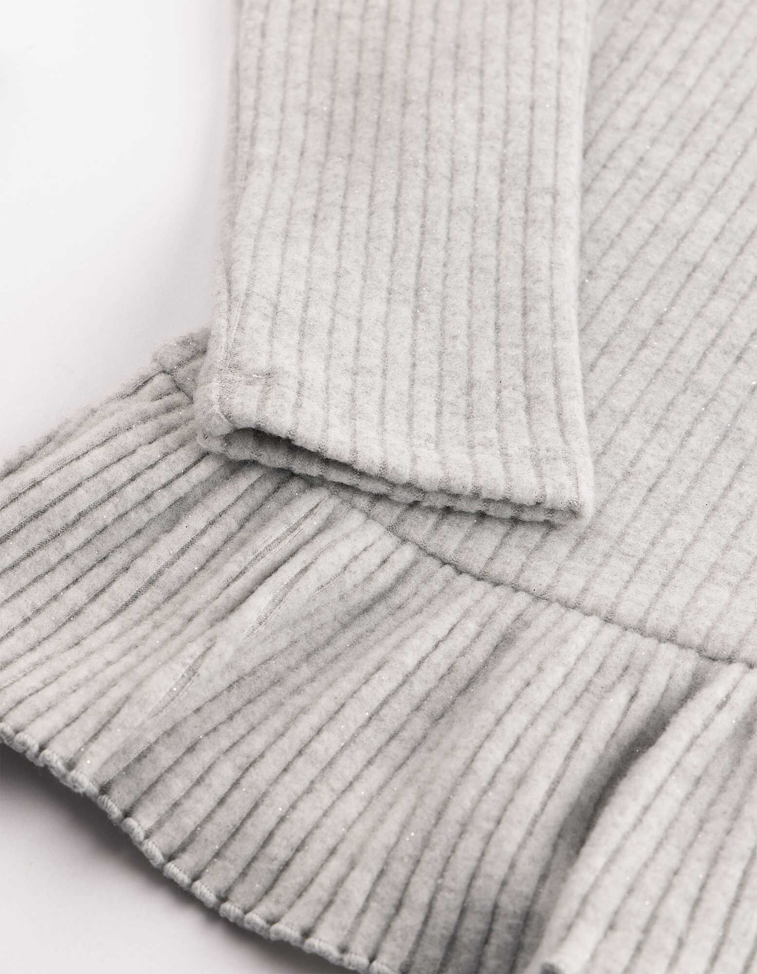Ensemble t-shirt &agrave; manches longues et leggings - Tissu brillant - gris clair 