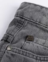 Dž&iacute;nsov&eacute; &scaron;ortky - Straight Fit - seda