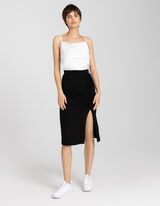 Topp - langev kaelus - valge