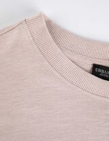 T-s&auml;rk - tagak&uuml;ljel motiiv - beezh