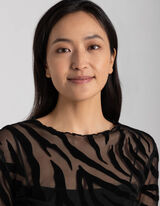 Hossz&uacute; ujj&uacute; felső - Necc - fekete