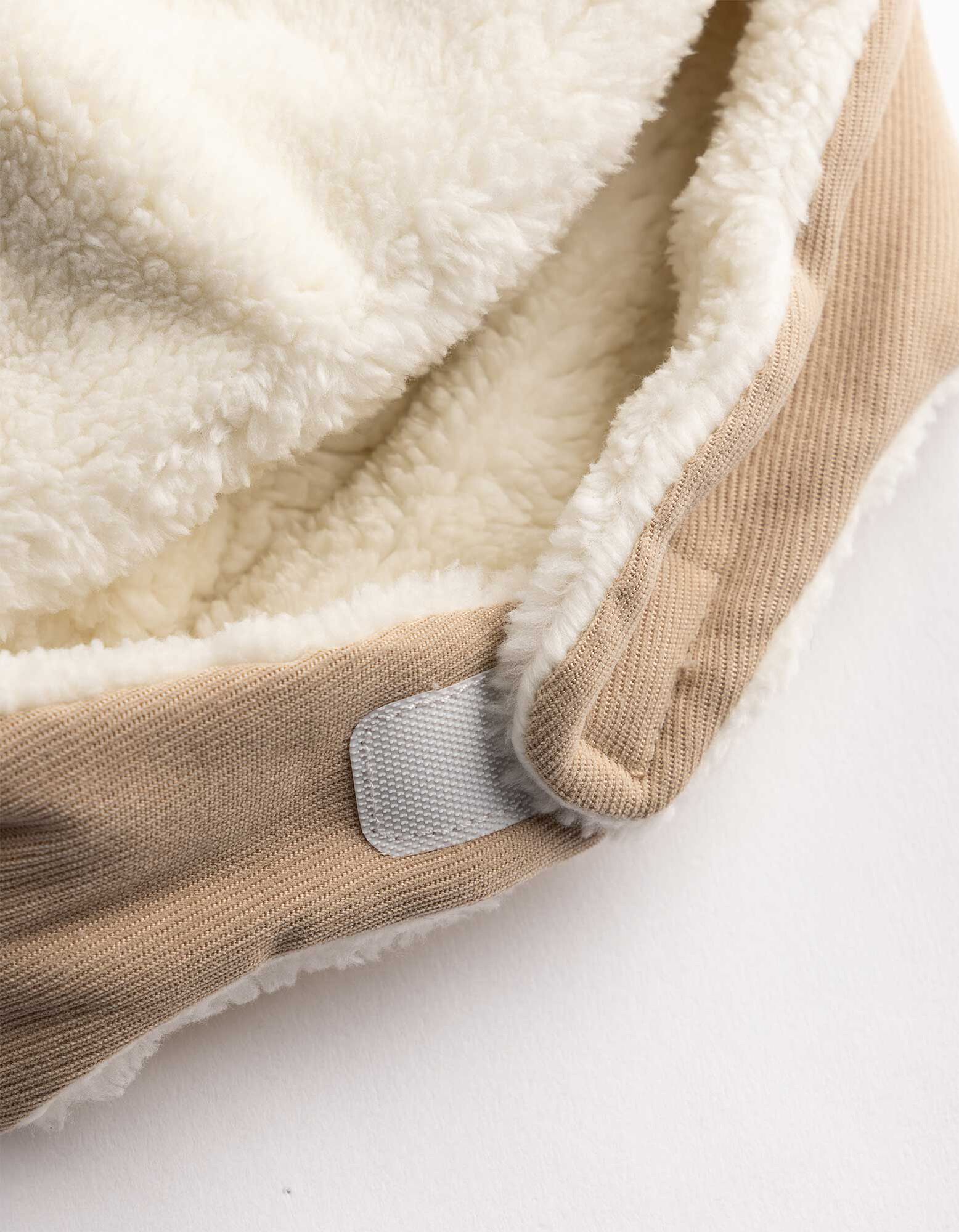 M&uuml;tze - Wandleuchte - Beige