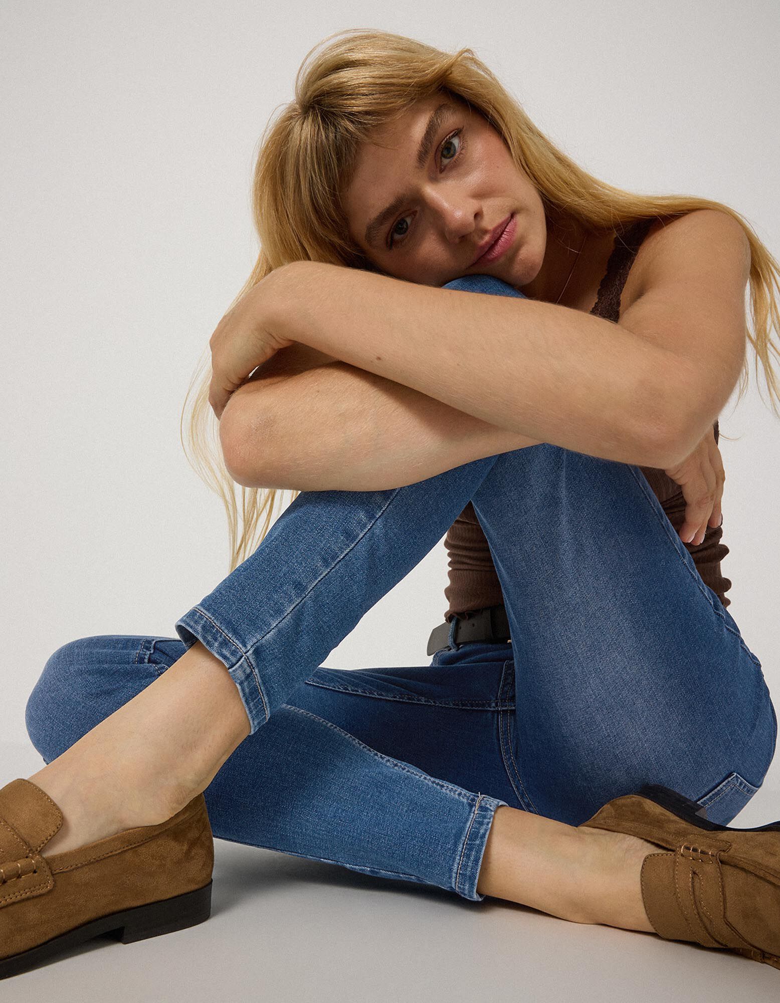 Dž&iacute;ny - Velmi přil&eacute;hav&yacute; střih Skinny Fit - Tmavě modr&aacute;