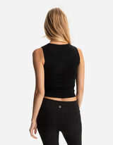 Kratka majica na bretele - slim model - crno