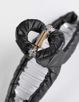 Šukuosenos segtukas - juodas