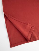 Térdig érő ruha - Oldalhasíték - piros