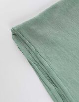 T-shirt - dekolt serafino - jasny zielony