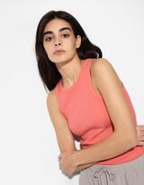 Topp - soonikuline struktuur - helepunane