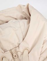 Dygsniuotas paltas - Atstumia vandenį - smelio spalvos