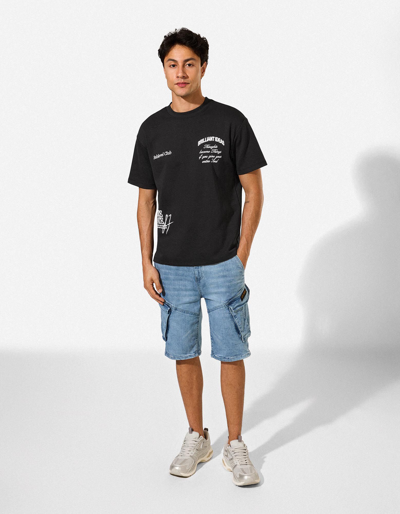 T-Shirt - Relax Fit - Schwarz