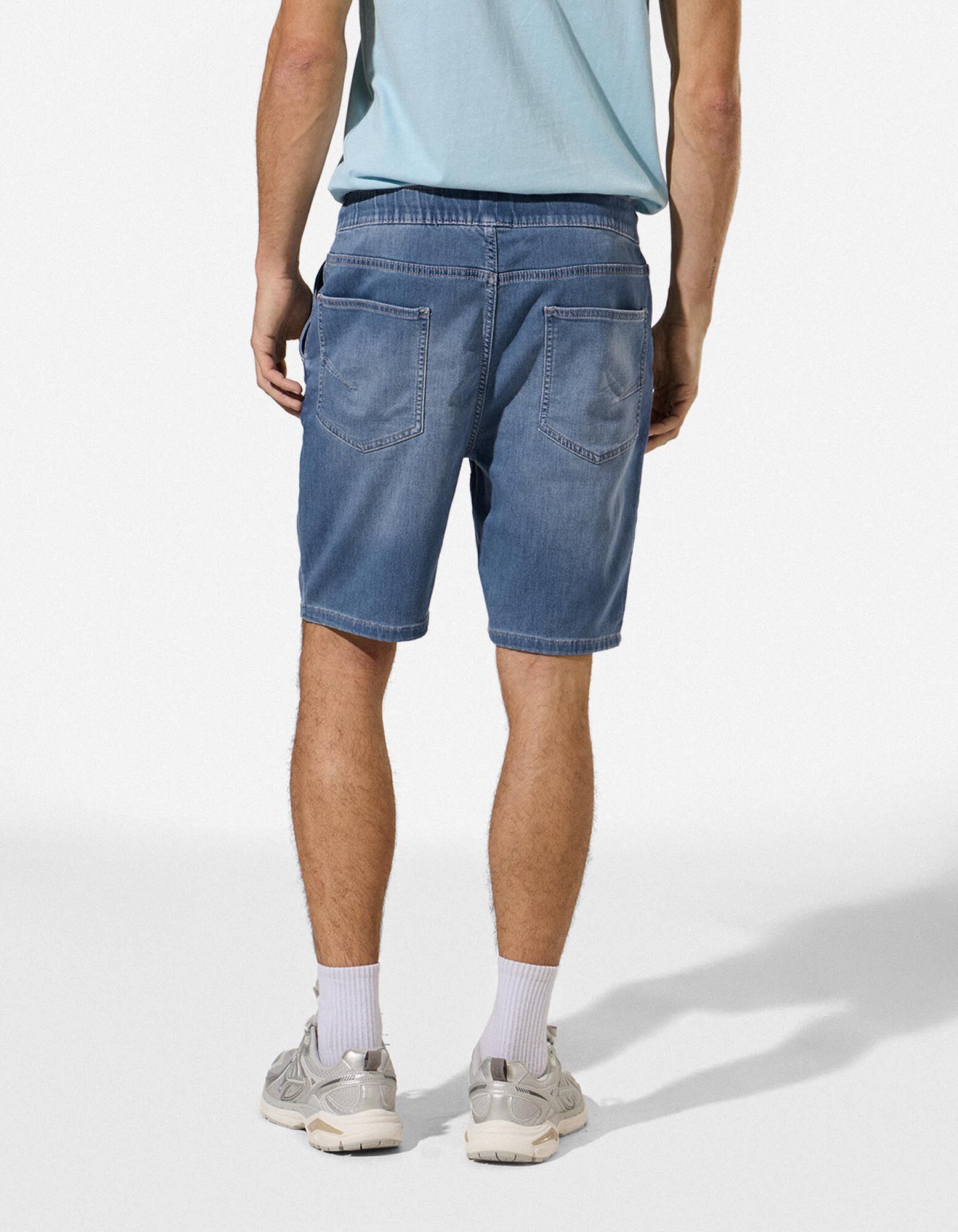 Džinsiniai &scaron;ortai - Jogger Fit - melynas