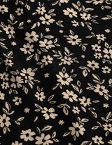 Tričko - Květovan&yacute; vzor - cern&aacute;