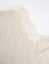 Pletený sveter - Čipková podsádka - bezova