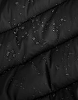 pikowana kurtka - material hydrofobowy - czarny