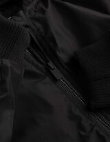 Outdoorov&aacute; bunda  - Klasick&yacute; střih Regular Fit - cern&aacute;