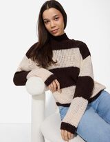 Pul&oacute;ver - K&ouml;t&ouml;tt ruha - s&ouml;t&eacute;tbarna