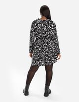 wz&oacute;r na całej powierzchni - czarny