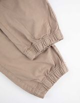 Kelnės su kišenėmis - Įvertas raištelis apačioje - sviesiai rudas