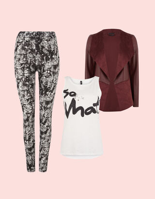 Cool mit Allover-Muster und rot