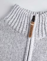 Pletena jopa - Na&scaron;itek - siva