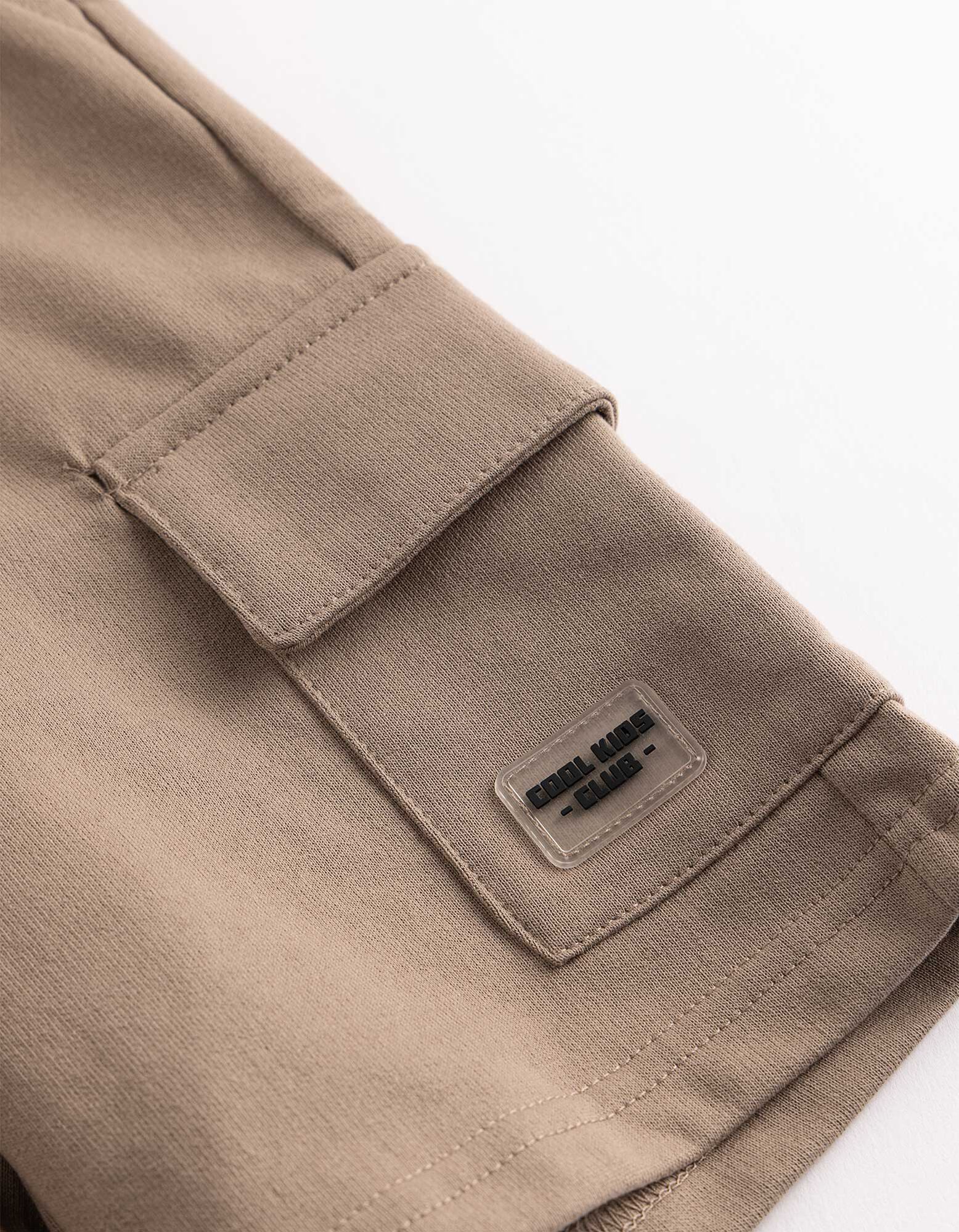 Cargoshorts - Aufgesetze Taschen - Taupe