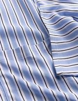 Bluse - Allover-Muster - hellblau