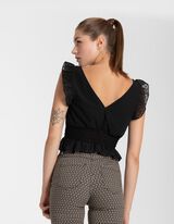 Bluză - M&acirc;neci cu volane