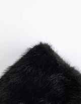 Čelenka - Imitace kožešiny - cerná