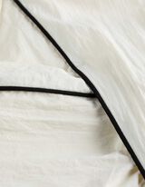 Striukė - Stati apykaklė - baltas