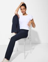 Leg&iacute;ny - Priedu&scaron;n&yacute; - tmavomodra