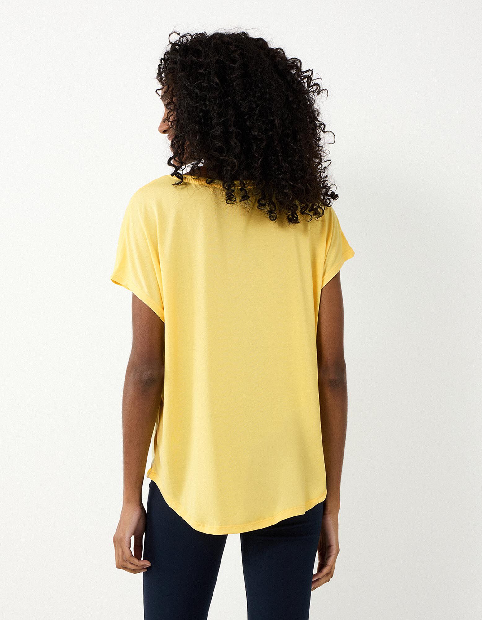 T-shirt - Ademend - Lichtgeel