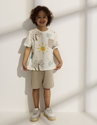 &nbsp;Set aus T-Shirt und Shorts - Allover-Print - Off-White