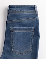 Dž&iacute;ny - Velmi přil&eacute;hav&yacute; střih Skinny Fit - modra