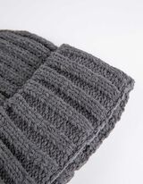 Pletená čiapka - Rebrový úplet - tmavoseda