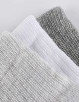 Kojinės - 3 vnt. pakuotė