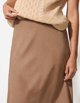 Térdig érő szoknya - Velúr utánzat - barna