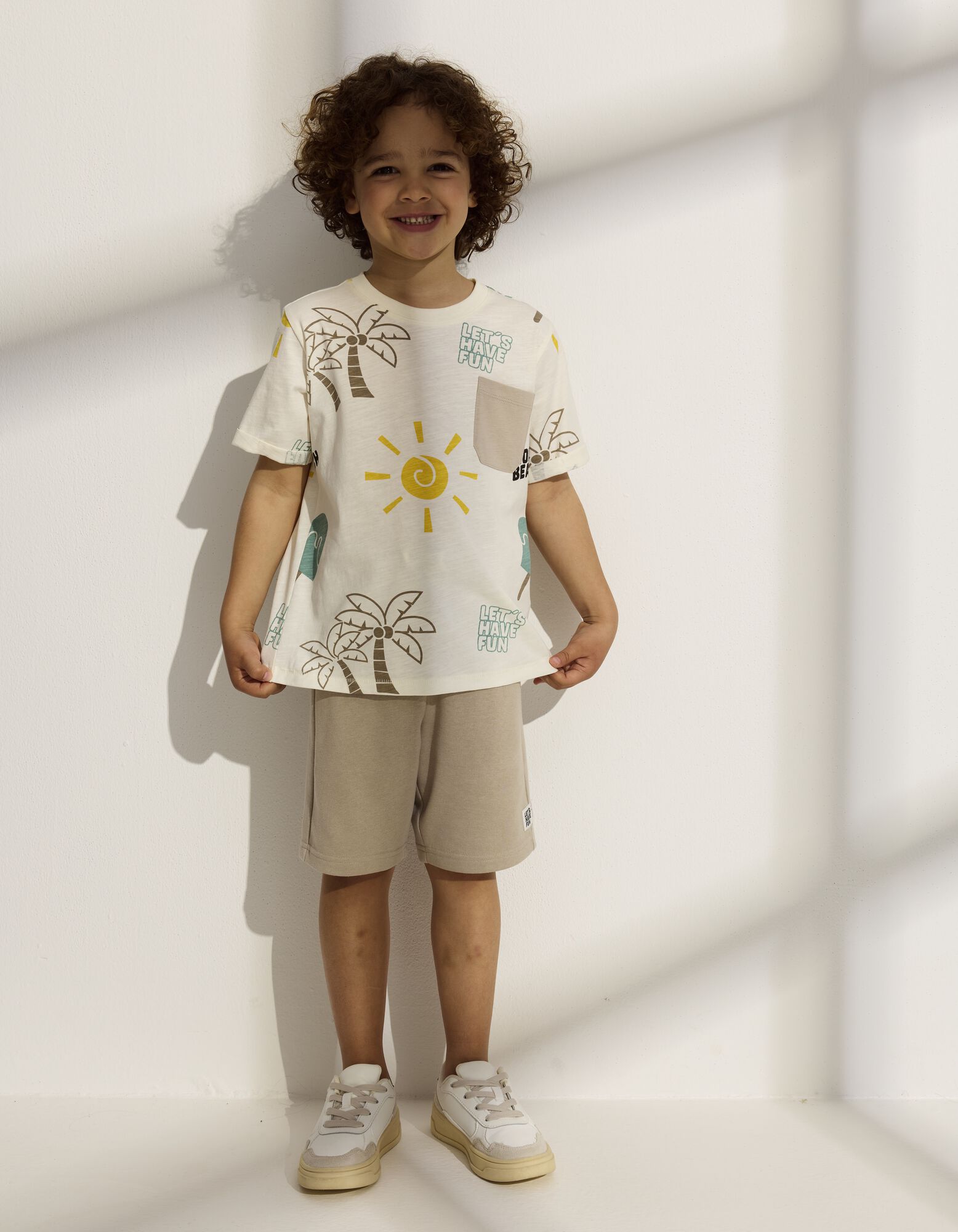 Set di T-shirt e shorts - Stampa allover - Bianco sporco