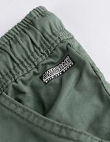 R&ouml;vidnadr&aacute;g - Gumis der&eacute;k - s&ouml;t&eacute;tz&ouml;ld