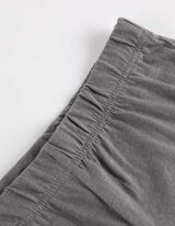 Feliratos nyomott minta - fekete