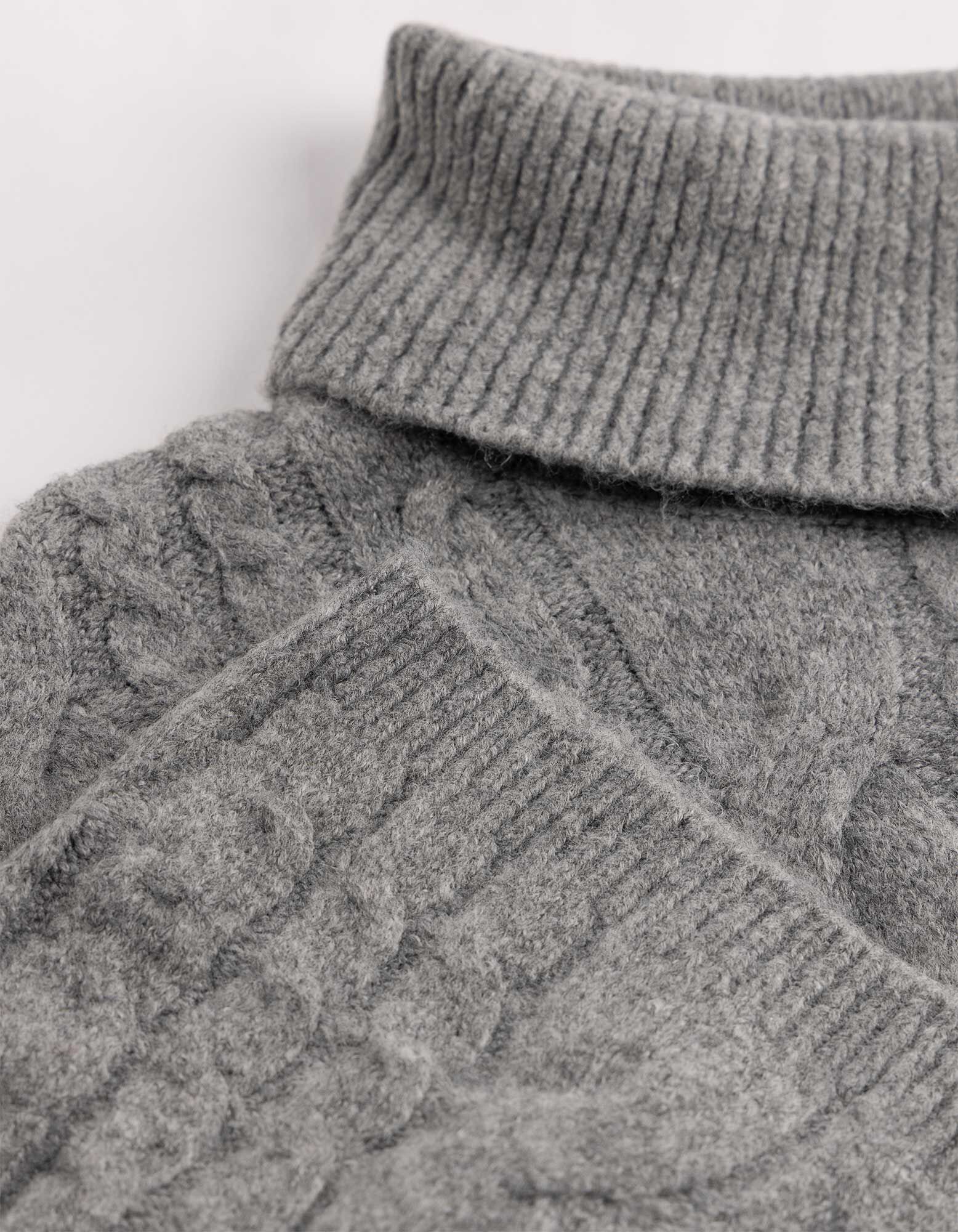 Pullover - Zopfstrick - Grau