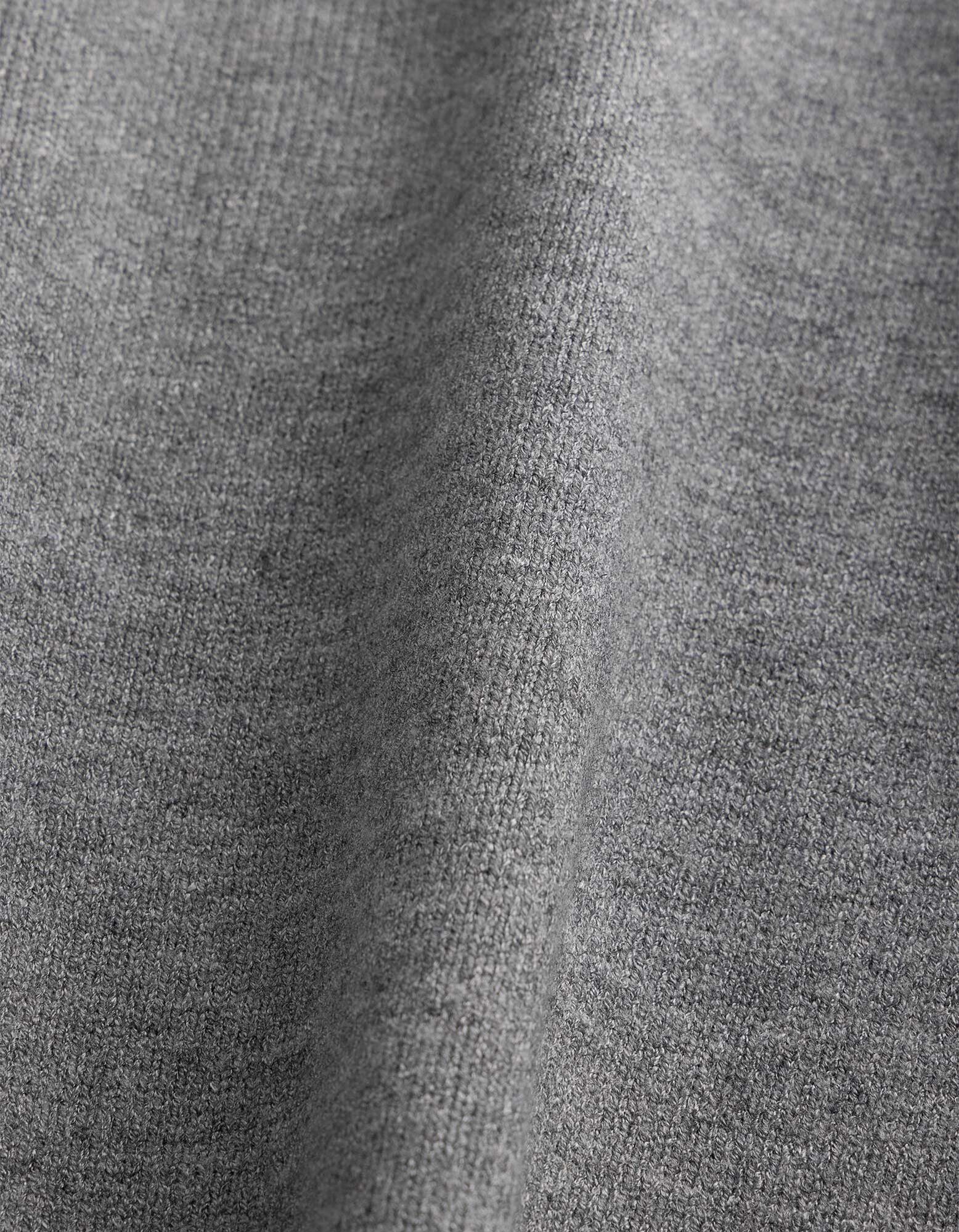 Pullover - V-Ausschnitt - Grau