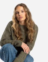 Pul&oacute;ver - k&aacute;belk&ouml;t&eacute;s - s&ouml;t&eacute;tz&ouml;ld